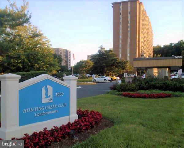 2059 HUNTINGTON AVE #702, Alexandria, VA 22303