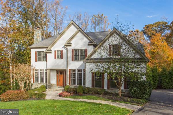 Mclean, VA 22101,7004 GREEN OAK DR