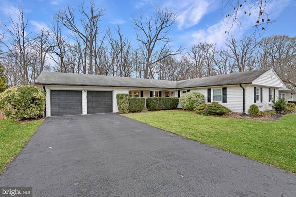 13137 MADONNA LN, Fairfax, VA 22033