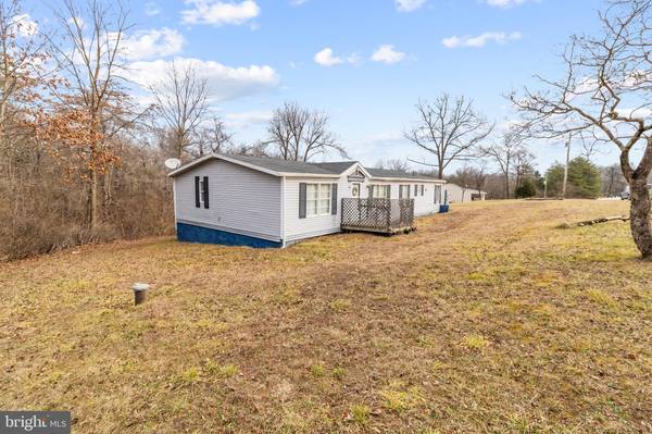 Hedgesville, WV 25427,75 VERA GREEN