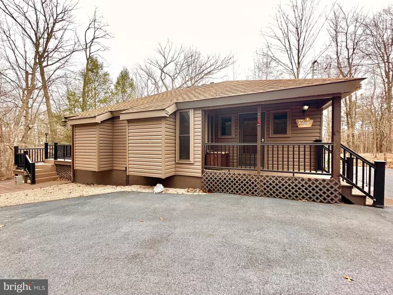 261 MILD WINTER ROAD, Hedgesville, WV 25427