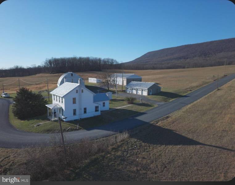 160 HOOT OWL RD, Newville, PA 17241