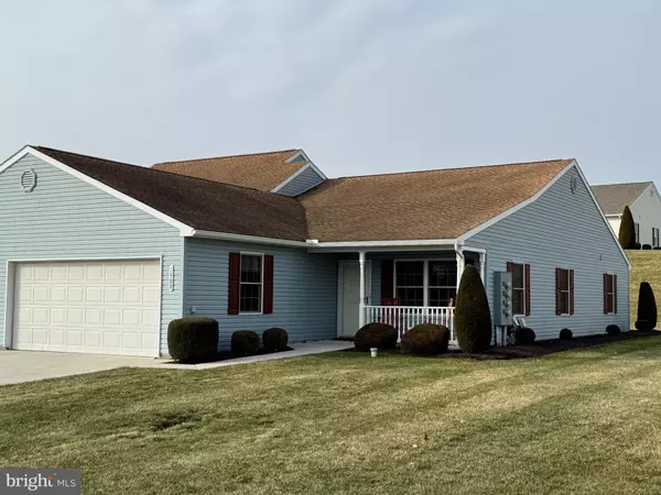 1388 VILLAGE DR, Spring Grove, PA 17362