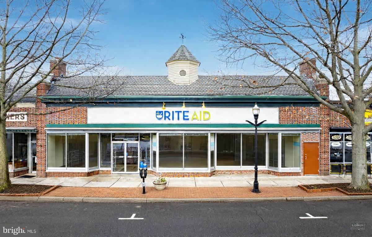 Moorestown, NJ 08057,121 W MAIN ST