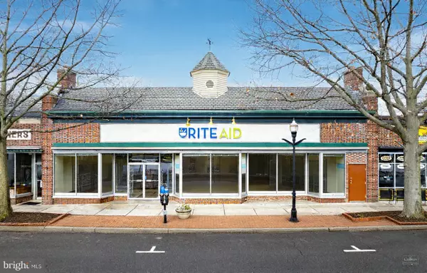 121 W MAIN ST, Moorestown, NJ 08057