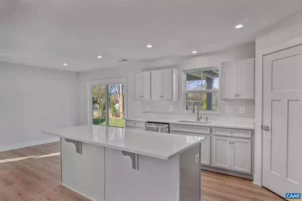 Barboursville, VA 22923,258 WHITE SANDS BLVD