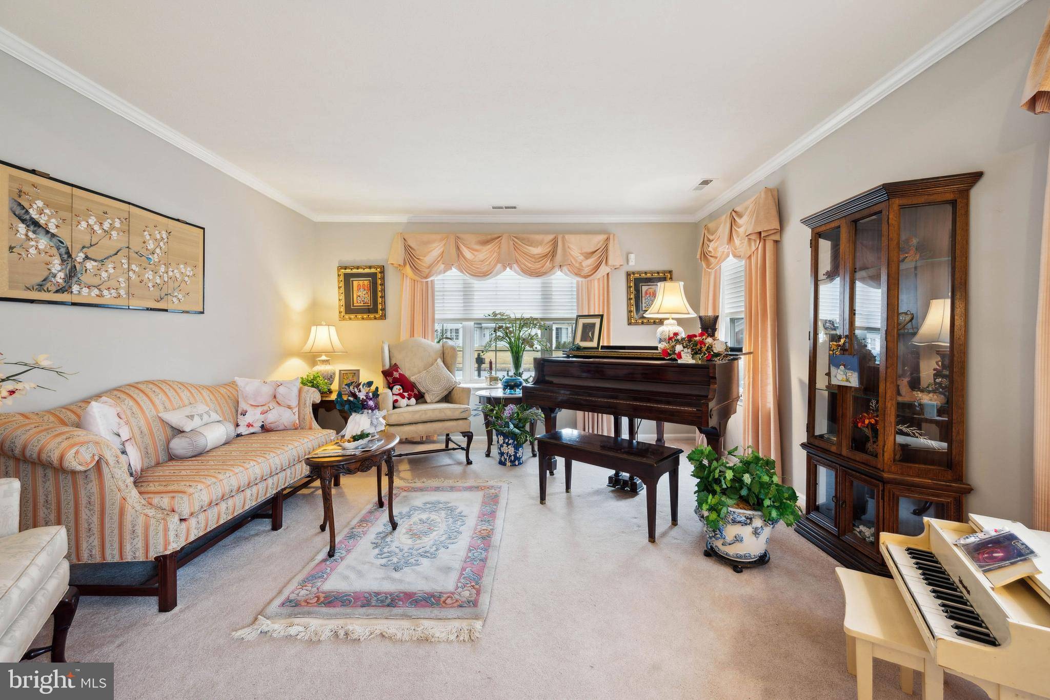 West Deptford, NJ 08086,136 SANDPIPER LN