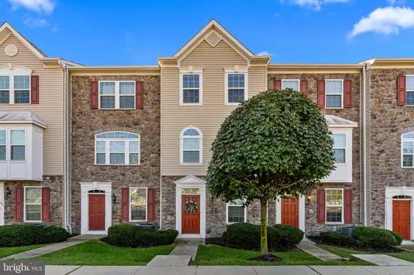 93 FRANKLIN CIR, Somerdale, NJ 08083