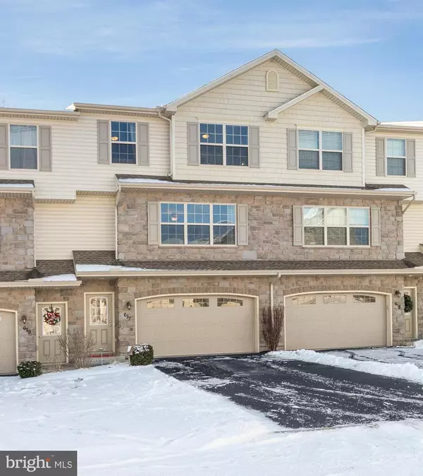 Mechanicsburg, PA 17055,617 KESWICK CT