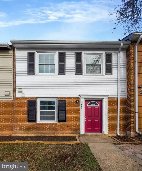 7670 SOMERSET LN, Manassas, VA 20111