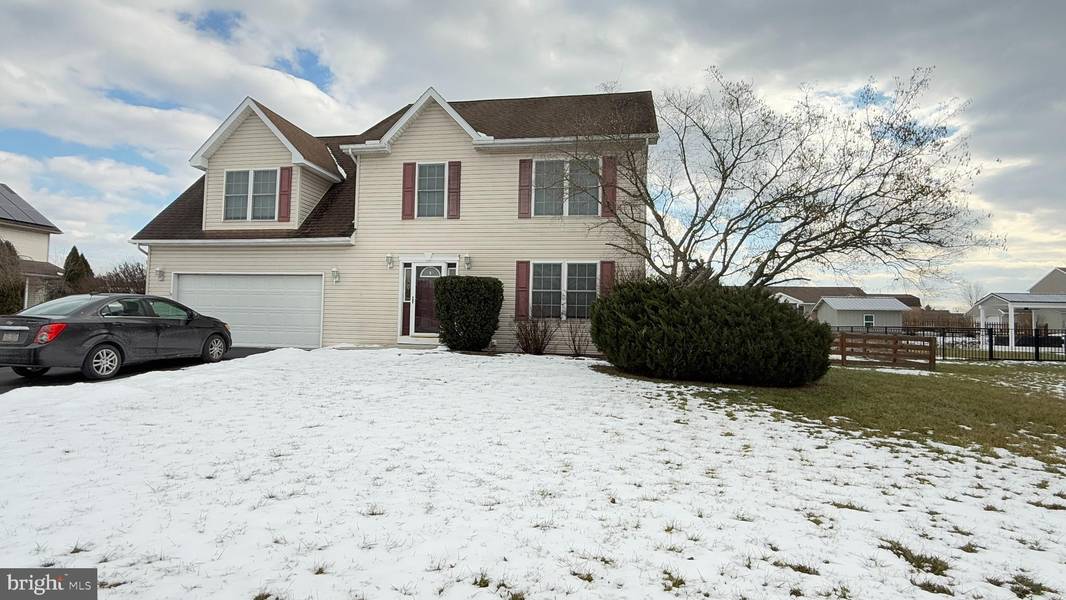 13 MEADE DR, Carlisle, PA 17013