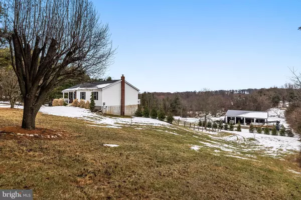 Fawn Grove, PA 17321,54 DEER RD