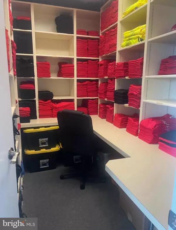 Sewell, NJ 08080,200-A W KINGS WAY