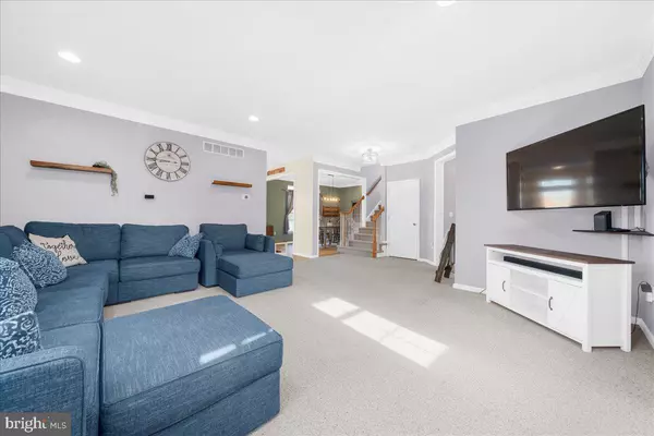 Telford, PA 18969,377 ERIE AVE