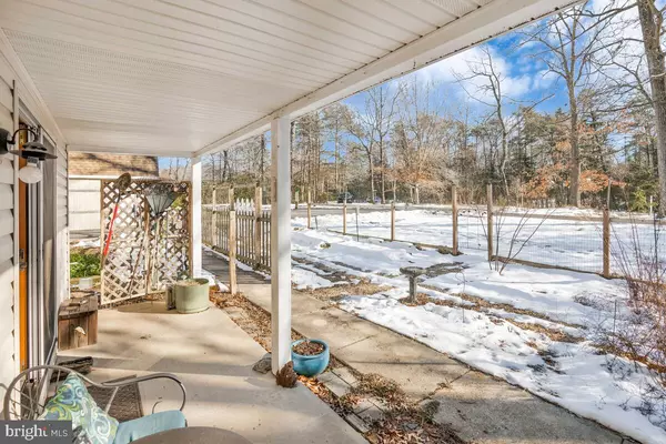 Waldorf, MD 20601,15320 GREEN WOODS LN