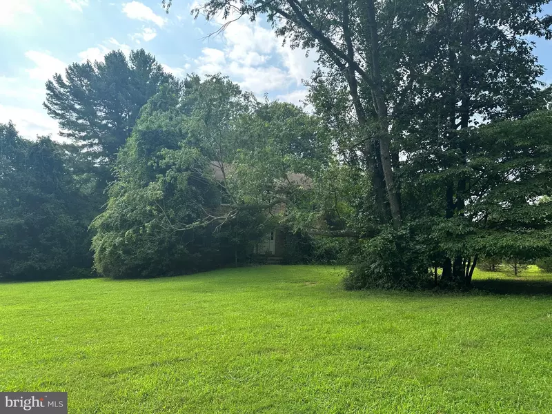 332 RIVER BEND RD, Great Falls, VA 22066