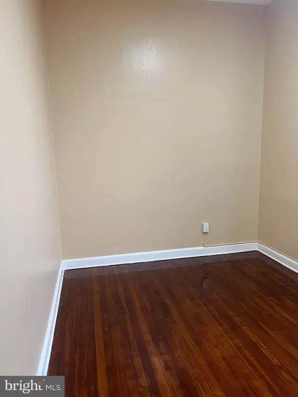 Roebling, NJ 08554,43 MAIN ST #2C