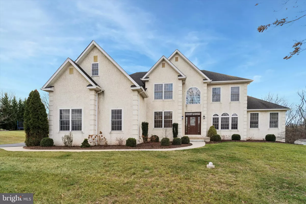 Royersford, PA 19468,35 SADDLEVIEW DR