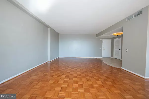 Bala Cynwyd, PA 19004,191 PRESIDENTIAL BLVD #R-822