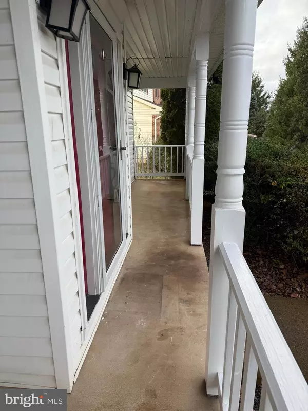 Haymarket, VA 20169,14885 GREENHILL CROSSING DR