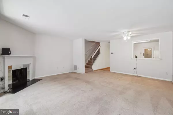 Arlington, VA 22202,722 15TH ST S #1