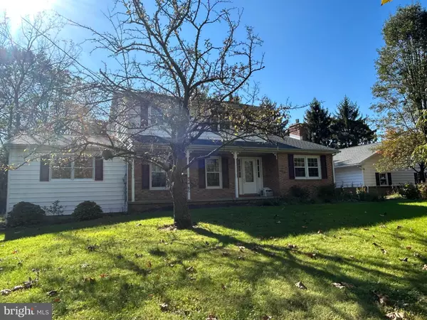 606 CHESTNUT GROVE RD, Dillsburg, PA 17019