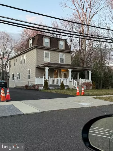 13 WASHINGTON AVE, Berlin, NJ 08009