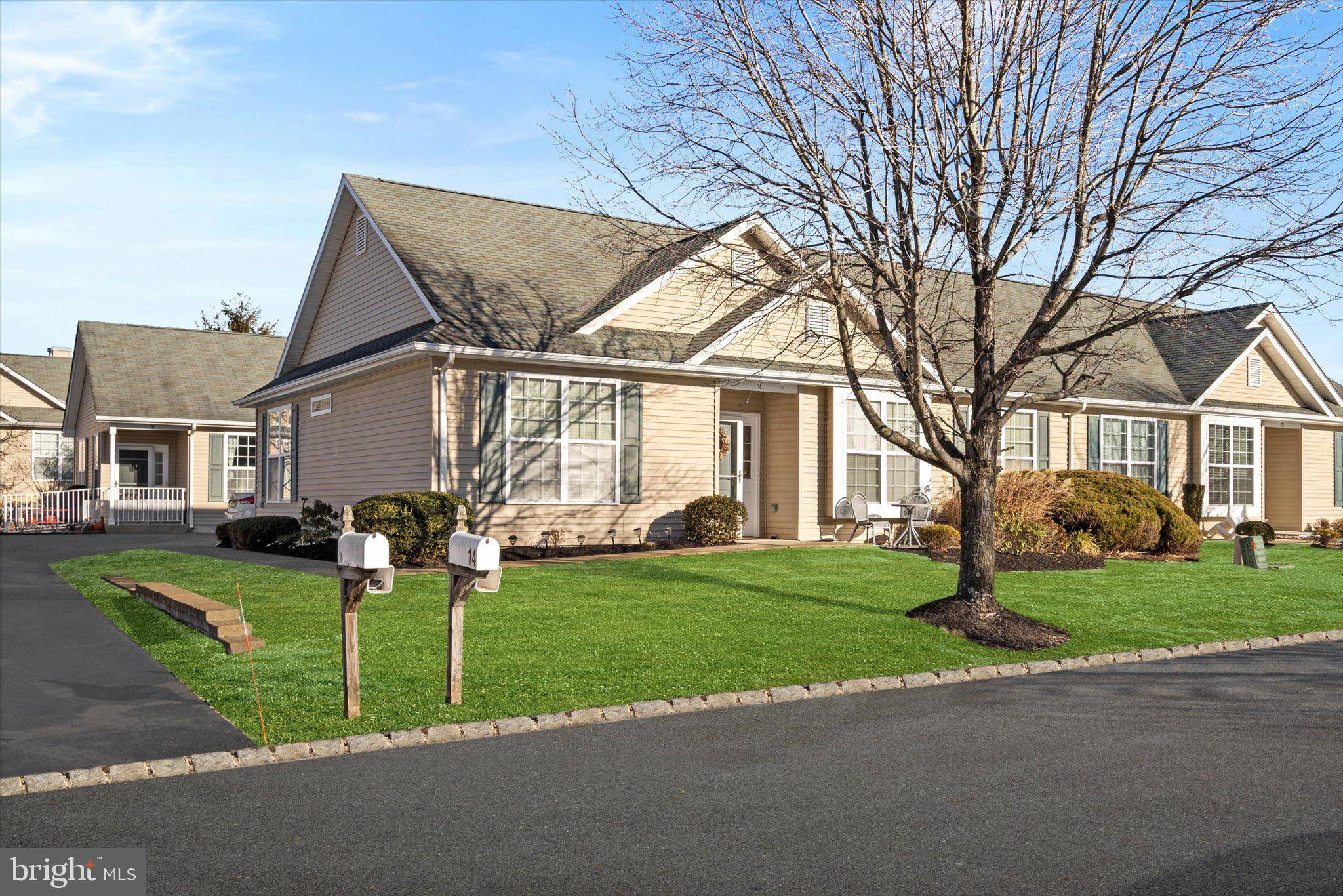 14 WINKLE CT, Whiting, NJ 08759