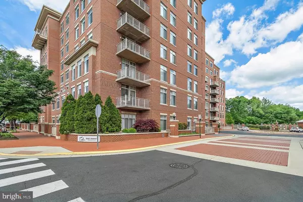 4480 MARKET COMMONS DR #310, Fairfax, VA 22033