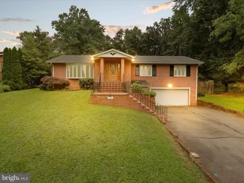 4100 DOWNING ST, Annandale, VA 22003