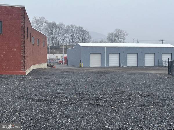 Reading, PA 19601,430 N 3RD ST