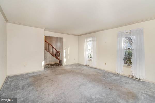 Mechanicsburg, PA 17050,5220 MEADOWBROOK DR