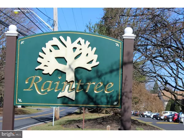 107 RAINTREE LN, Malvern, PA 19355