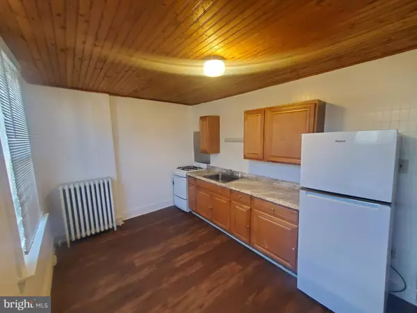 Philadelphia, PA 19120,599 ROSALIE ST #2