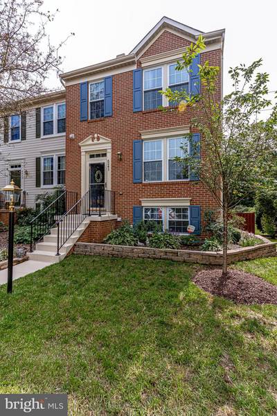 6241 ABBOTTSBURY ROW, Alexandria, VA 22315