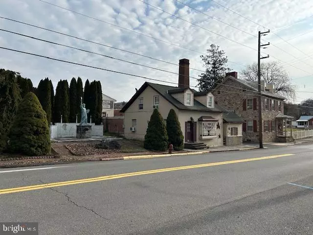 Millerstown, PA 17062,42 MARKET