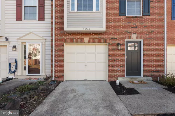 Ashburn, VA 20147,43221 CHESTERMILL TER