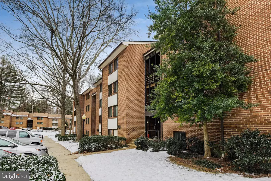 1554 NORTHGATE SQ #2A, Reston, VA 20190