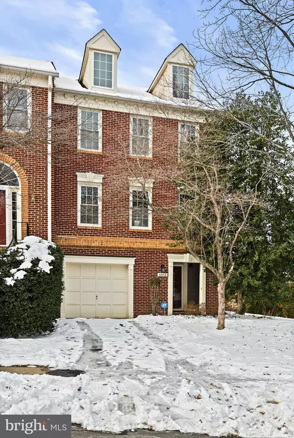 Falls Church, VA 22043,6812 MCLEAN PROVINCE CIR