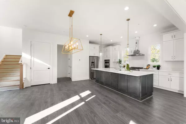 Fairfax, VA 22030,10634 POCKET PL