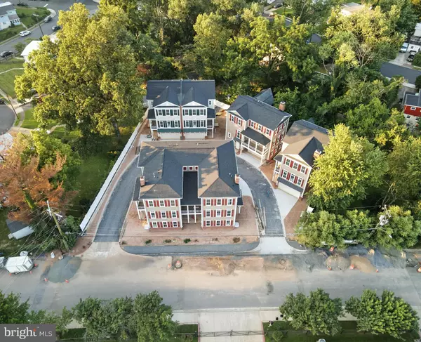 Fairfax, VA 22030,10634 POCKET PL