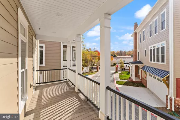 Fairfax, VA 22030,10634 POCKET PL