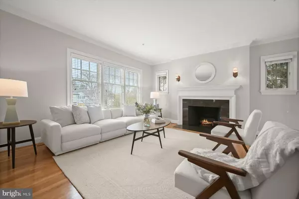Bethesda, MD 20816,5908 CARLTON LN