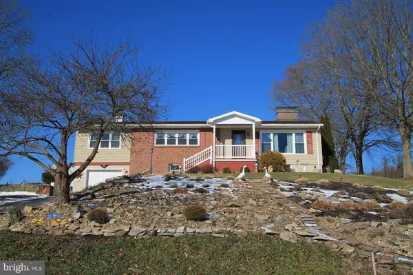 1639 HOUSERVILLE RD, State College, PA 16801