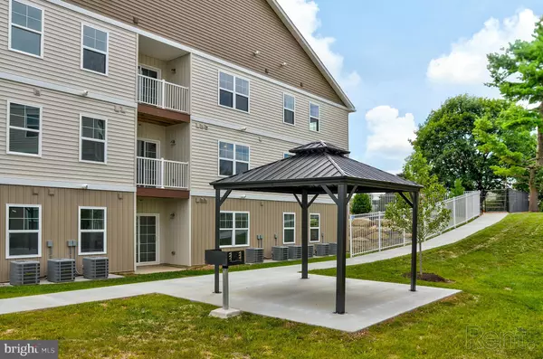 Morgantown, PA 19543,3735 MAIN STREET #A202