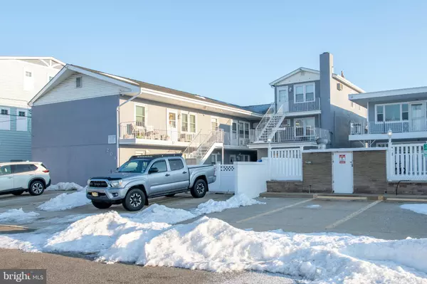 Wildwood Crest, NJ 08260,209 PRIMROSE ROAD #6