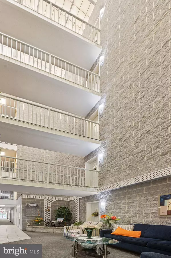 Warminster, PA 18974,6300 CENTENNIAL STA