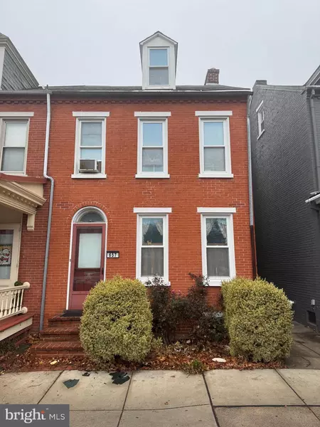 657 W ORANGE ST, Lancaster, PA 17603