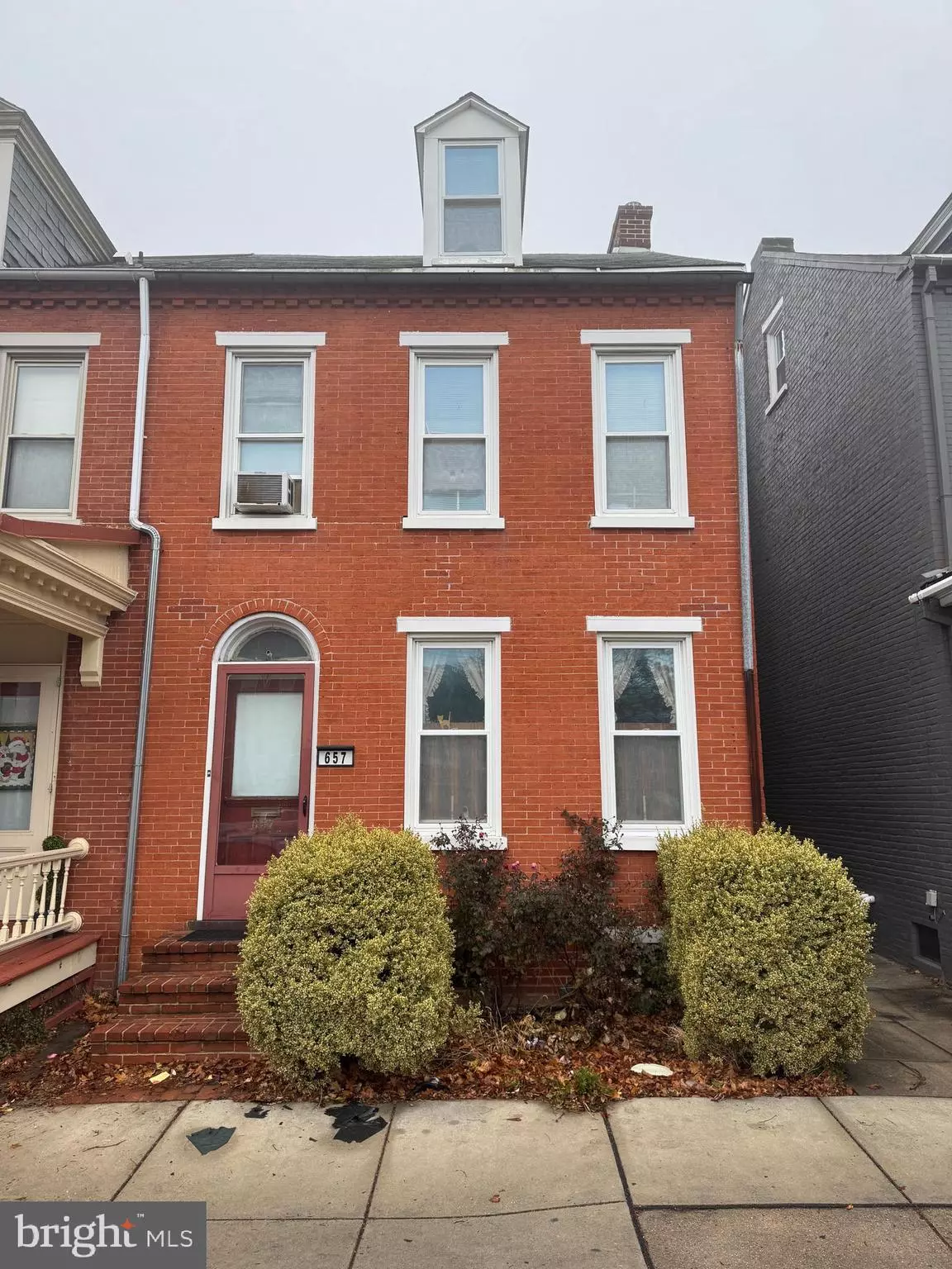 Lancaster, PA 17603,657 W ORANGE ST