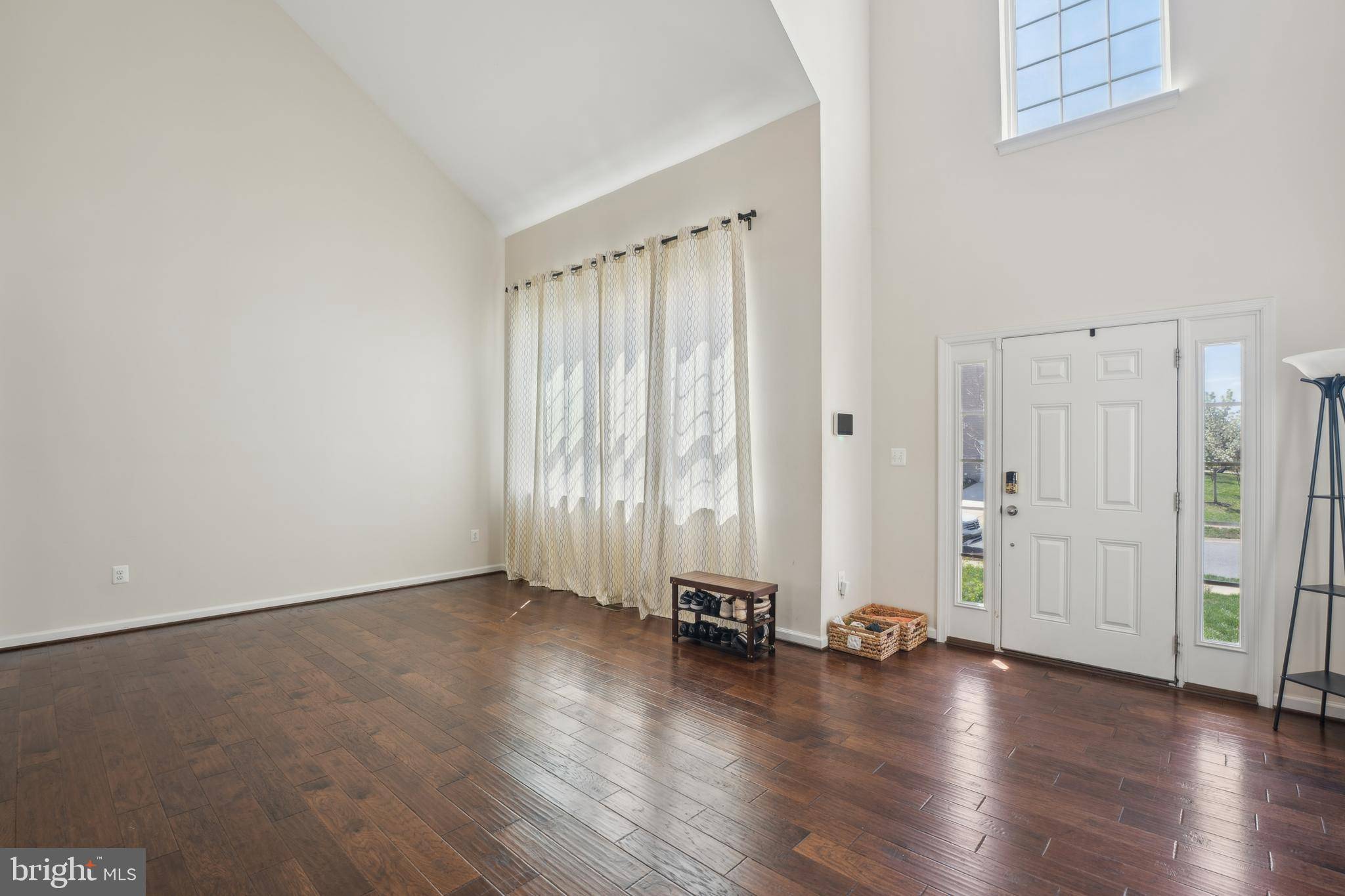 White Plains, MD 20695,11320 SIERRA LN